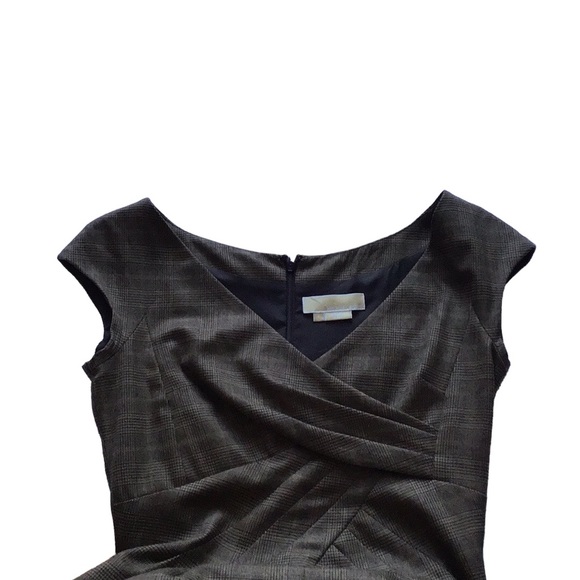 Vintage Michael Kors Made In Italy Wool Dress, size 2 - Picture 2 of 13